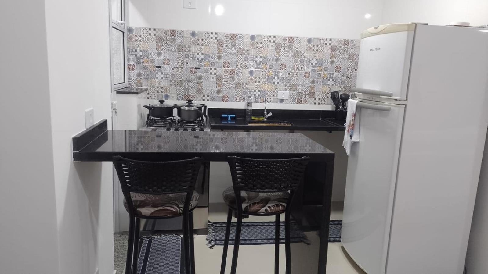 Casa Sete Enseada Ar Cond Suite E Estacionamento Gratis E Uma Otima Localizacao Na Enseada Гуаружа Экстерьер фото